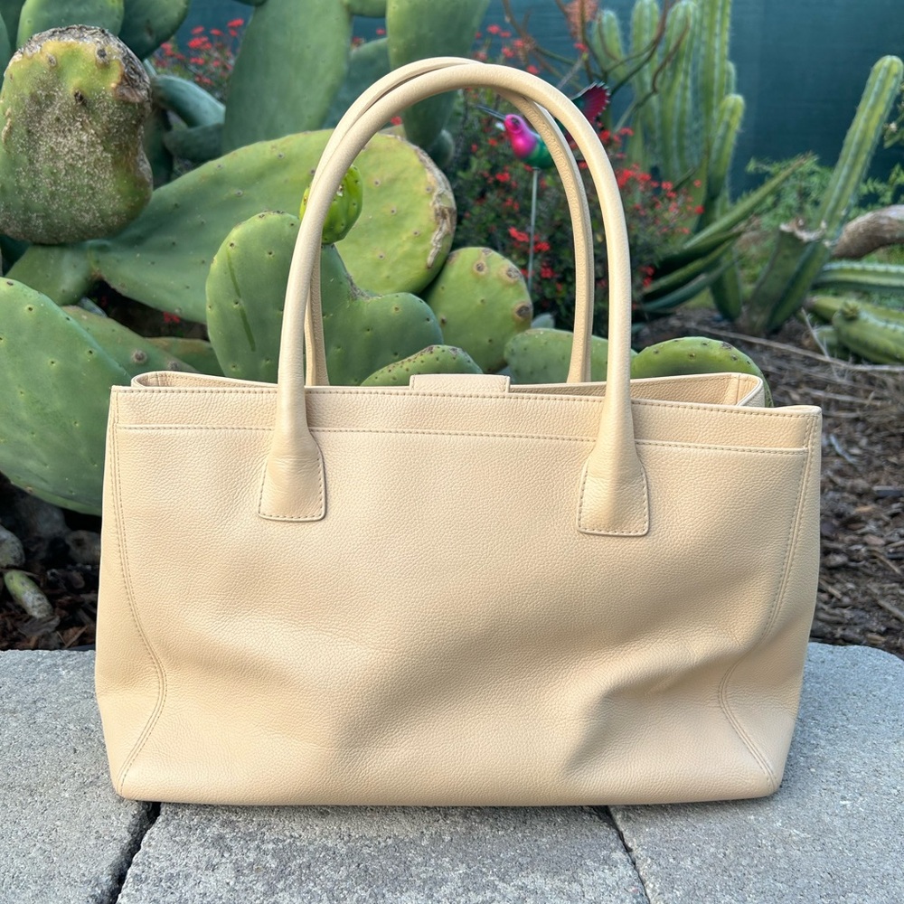 Chanel Turnlock Tote - Picture 6 of 13